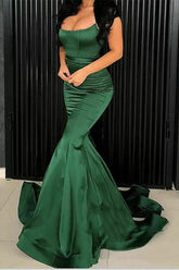 Green Spaghetti Strap Mermaid Evening Dress
